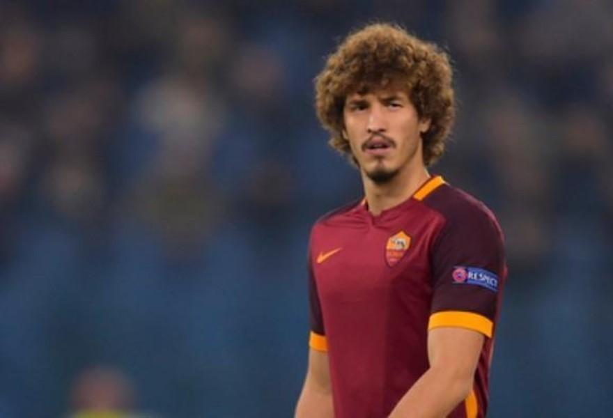 Salih Uçan con la maglia della Roma, di LaPresse