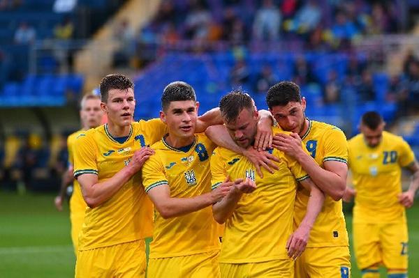 Euro 2020, l'Ucraina dovrà cambiare la maglia: ecco perché