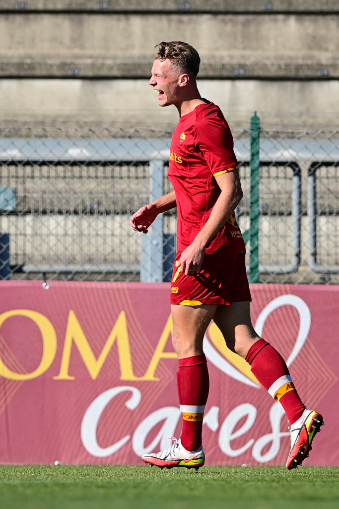 Voelkerling Persson esulta dopo la rete segnata al Lecce (Getty Images)