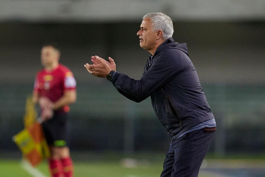 Mourinho contro il Verona (As Roma via Getty Images) 