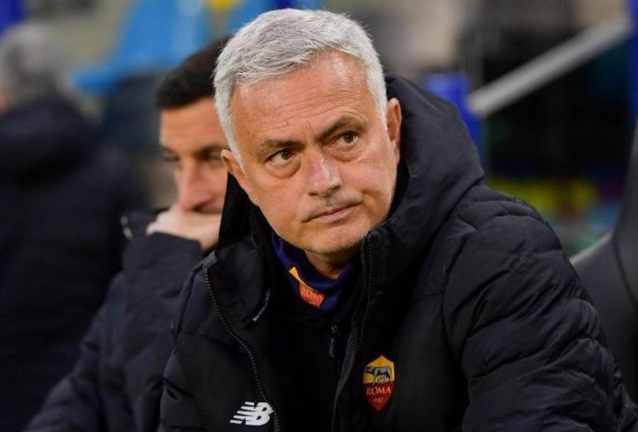 Mourinho nel match d'andata contro il Vitesse (AS Roma via Getty Images)