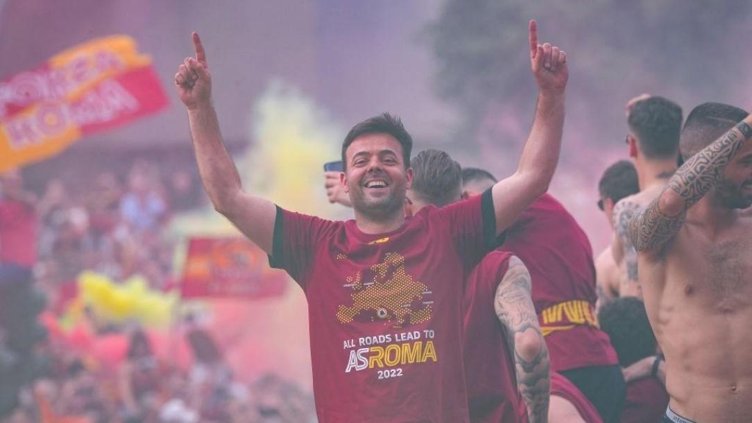 Tiago Pinto durante i festeggi per la vittoria della Conference League (As Roma via Getty Images)