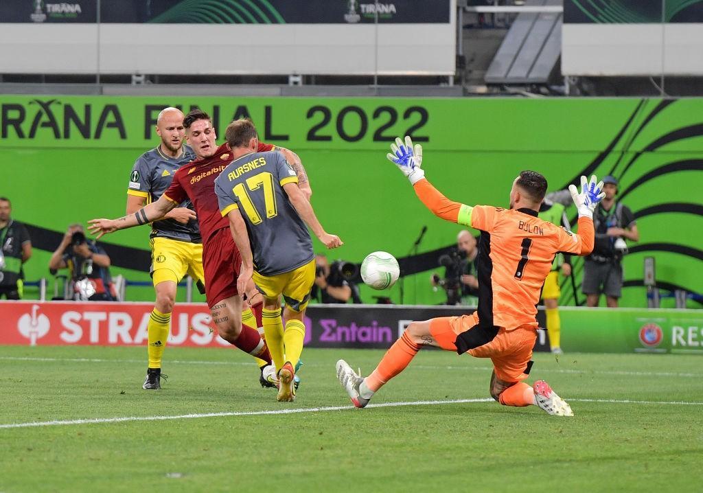 Zaniolo scoring the winning goal (As Roma via Getty Images) 