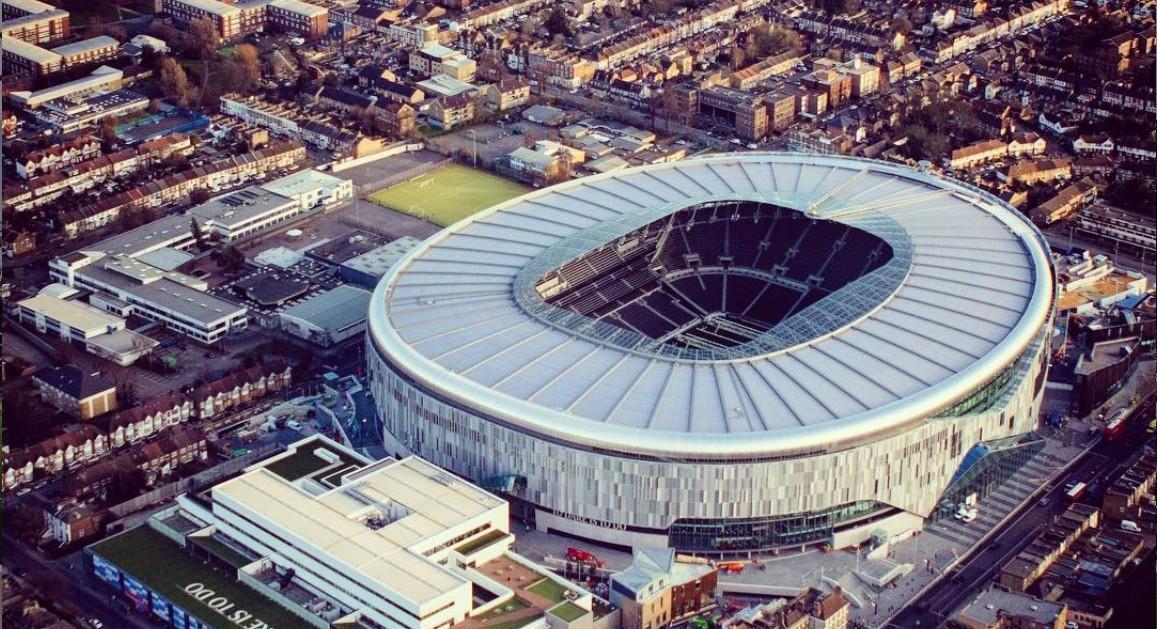 E intanto il Tottenham inaugura il nuovo stadio