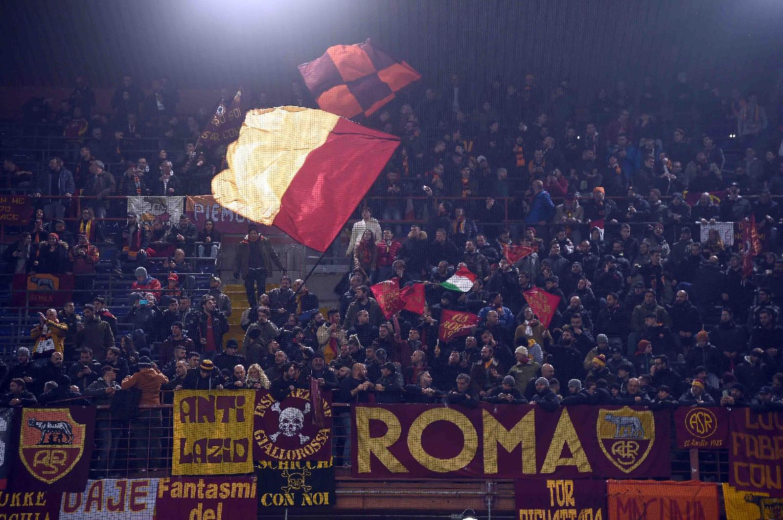 I tifosi della Roma in trasferta ©LaPresse