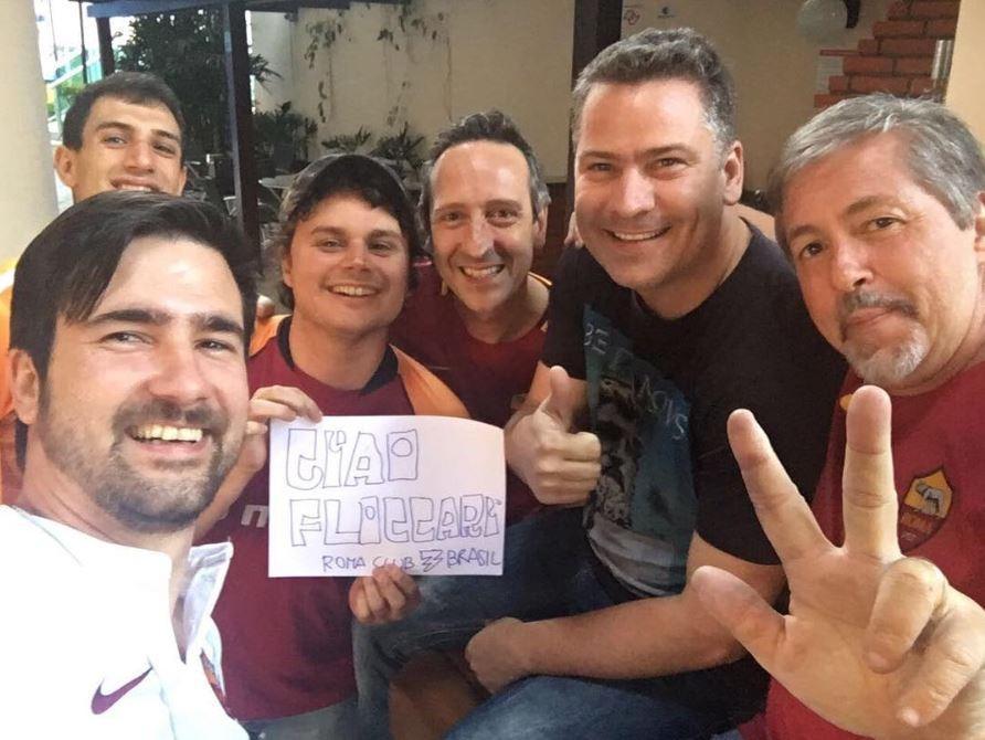 Julio Sergio con i ragazzi del Roma Club Brasil