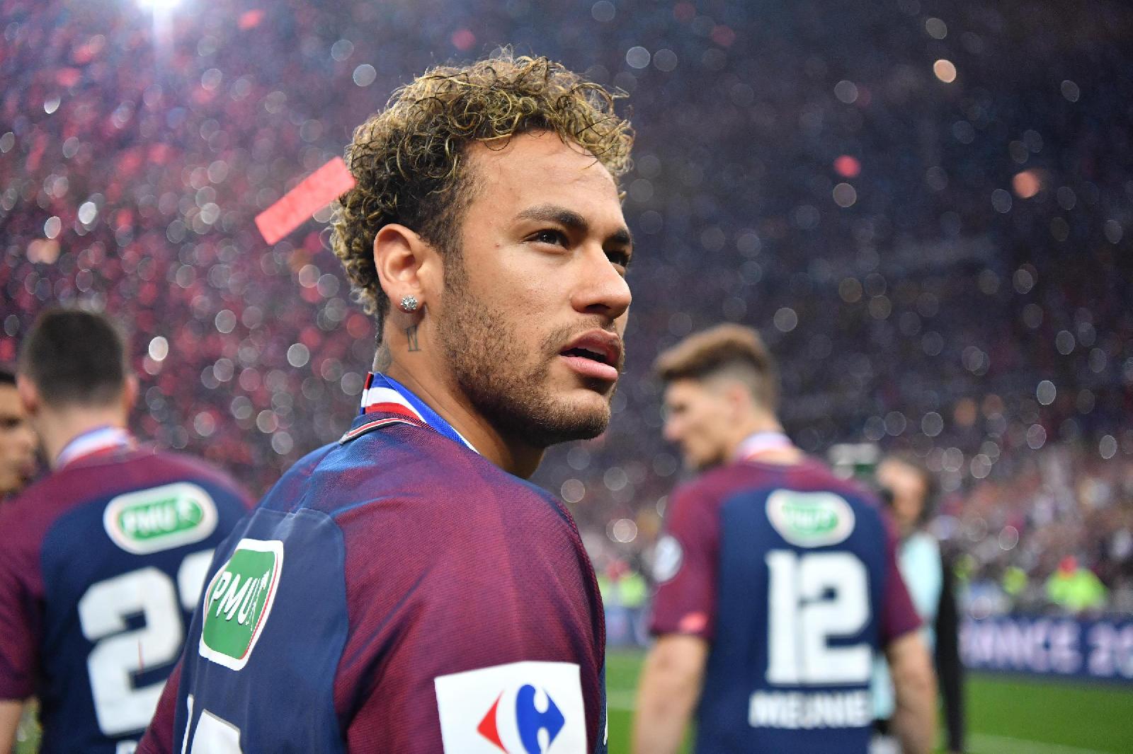 Neymar, l'attaccante in forza al Paris Saint-Germain ha espresso il desiderio di tornare al Barcellona