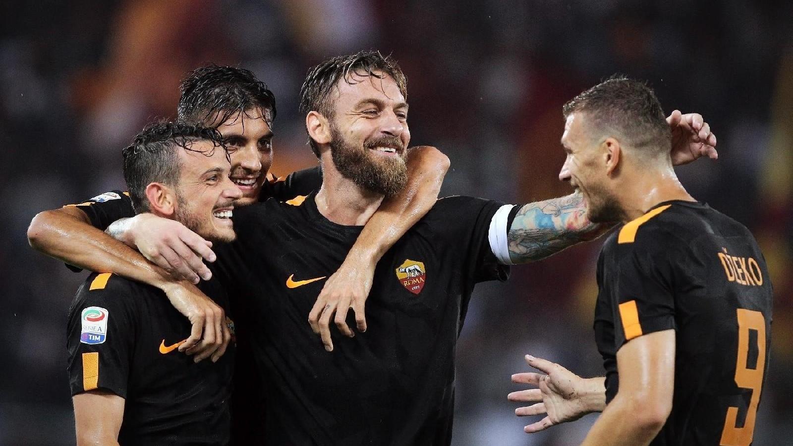 FOTO - La Roma scende in campo con Telethon: maglia speciale contro il Cagliari
