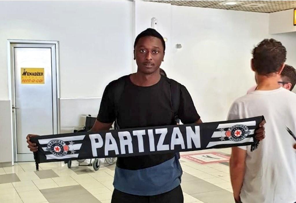 FOTO - Ufficiale: Umar Sadiq è un calciatore del Partizan Belgrado