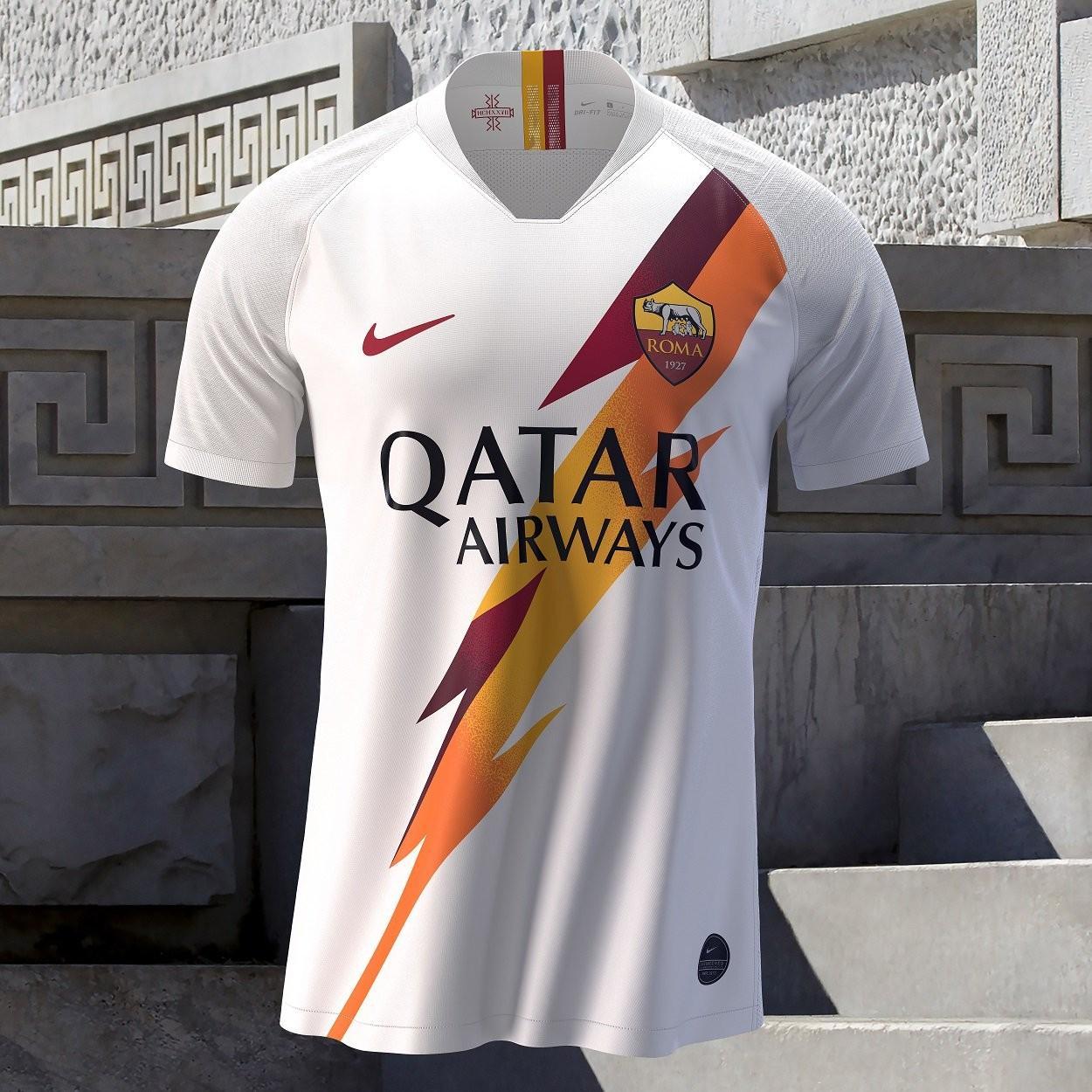 FOTO - Presentata ufficialmente la seconda maglia della Roma 2019/2020