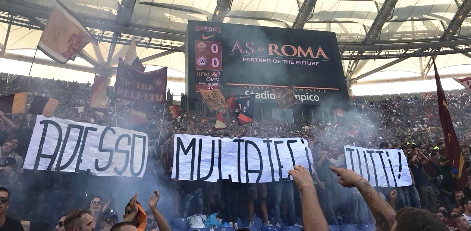 La protesta contro le multe durante lo scorso Roma-Udinese a settembre 