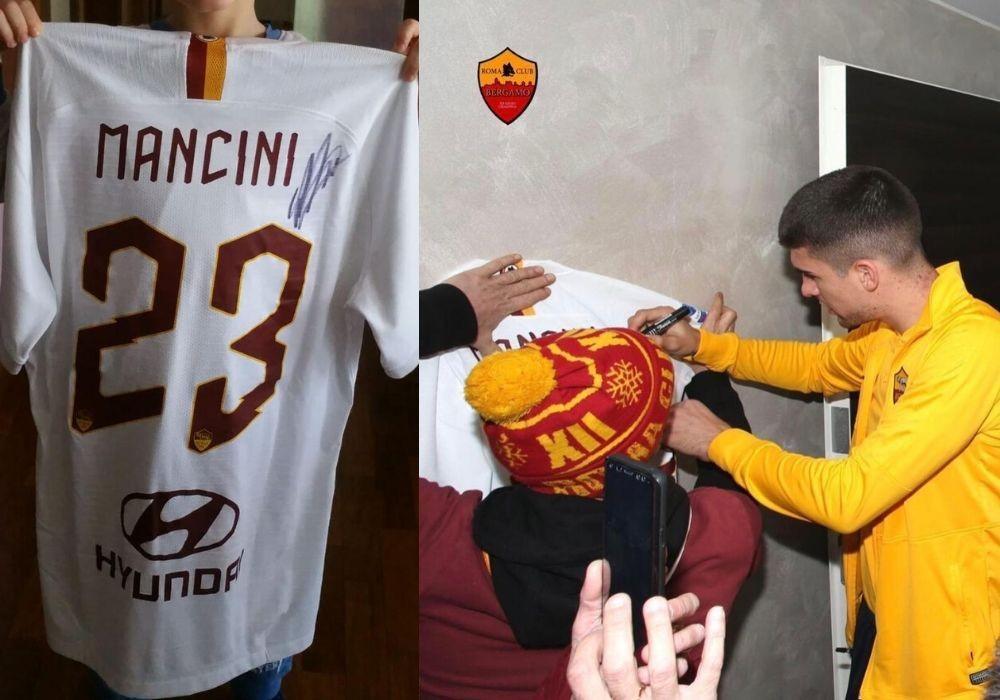 Il Roma Club Bergamo mette all'asta una maglia indossata e autografata da Mancini per beneficenza