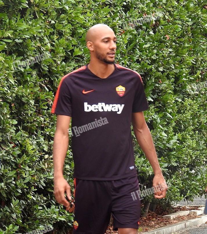 Maglia Home ROMA STEVEN NZONZI Maglia Home ROMA STEVEN NZONZI
