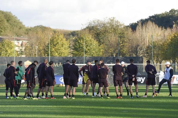 Il gruppo agli ordini di mister Di Francesco ©LaPresse