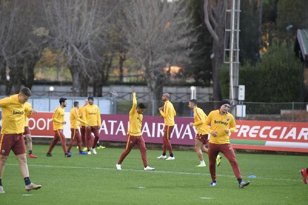 FOTO - Roma al lavoro a Trigoria: domani arriva il Real Madrid ©LaPresse