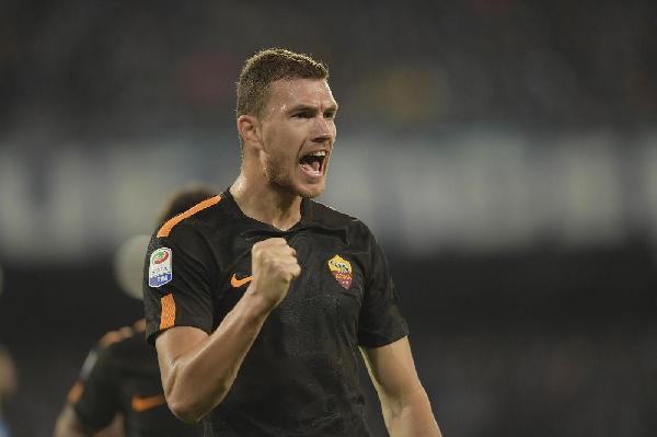 Napoli-Roma 2-4: i giallorossi sembravano essere la vittima sacrificale e invece sbancano il San Paolo anche grazie alla doppietta di Dzeko ©LaPresse