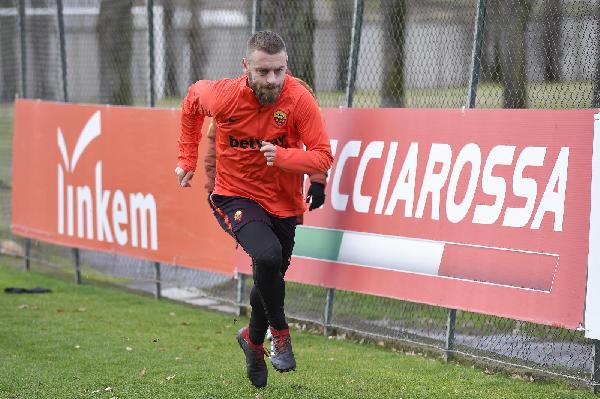 La corsa di De Rossi ©LaPresse