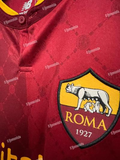 GALLERY - Le prime immagini della nuova maglia della Roma 