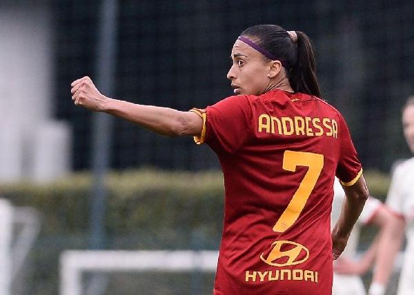 FOTO - Roma Femminile: Andressa la miglior centrocampista della Serie A 2021-22