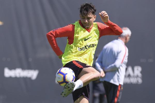 Lo stop di Cengiz Ünder ©LaPresse