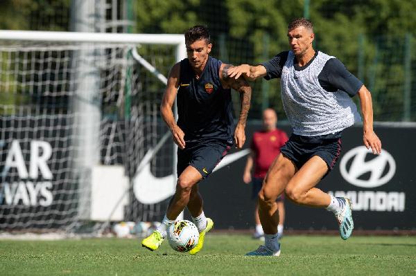 Dzeko e Pellegrini a contrasto ©LaPresse