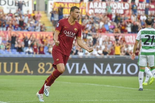 FOTO - La Roma ne fa quattro: le esultanze di Cristante, Dzeko, Mkhitaryan e Kluivert ©LaPresse