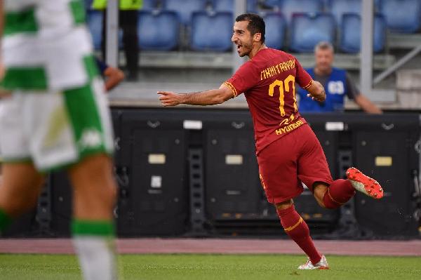 FOTO - La Roma ne fa quattro: le esultanze di Cristante, Dzeko, Mkhitaryan e Kluivert ©LaPresse