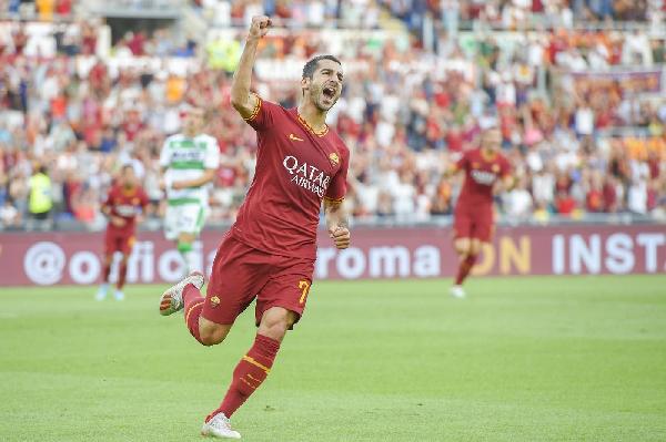 FOTO - La Roma ne fa quattro: le esultanze di Cristante, Dzeko, Mkhitaryan e Kluivert ©LaPresse