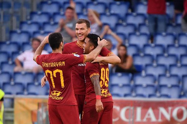 FOTO - La Roma ne fa quattro: le esultanze di Cristante, Dzeko, Mkhitaryan e Kluivert ©LaPresse