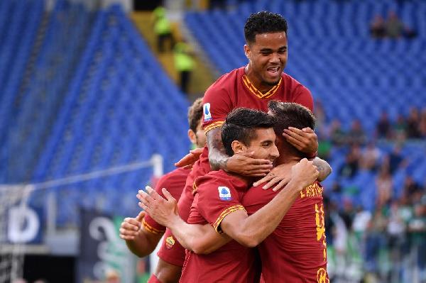 FOTO - La Roma ne fa quattro: le esultanze di Cristante, Dzeko, Mkhitaryan e Kluivert ©LaPresse