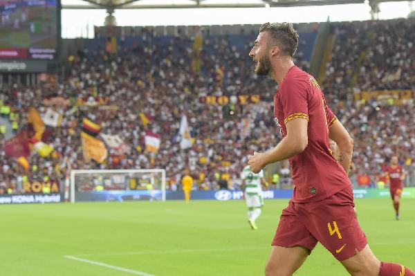 FOTO - La Roma ne fa quattro: le esultanze di Cristante, Dzeko, Mkhitaryan e Kluivert ©LaPresse