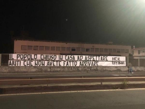 Striscione ultras Catania