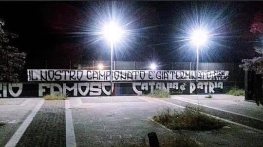 Striscione ultras Catania