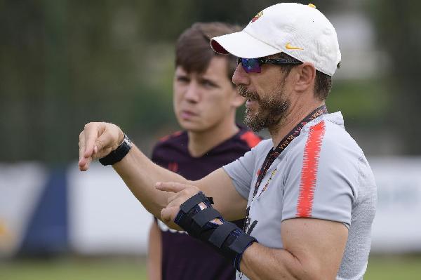 Di Francesco da indicazioni tattiche ©LaPresse