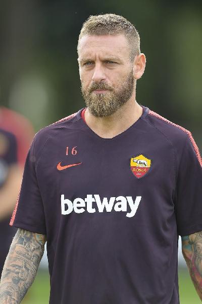 FOTO - Le migliori immagini dell'allenamento mattutino della Roma ©LaPresse