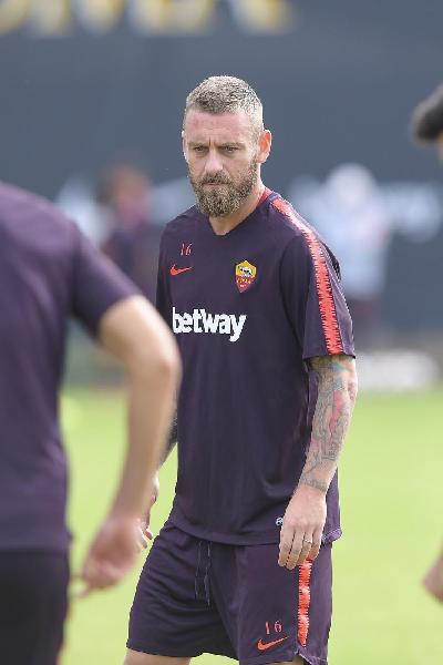 FOTO - Le migliori immagini dell'allenamento mattutino della Roma ©LaPresse