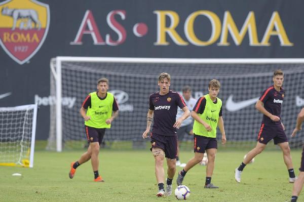 FOTO - Le migliori immagini dell'allenamento mattutino della Roma ©LaPresse