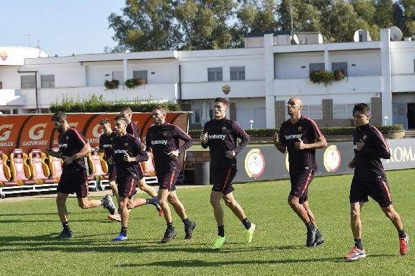Parte del gruppo giallorosso ©LaPresse