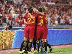 L'esultanza della Roma dopo il gol di Edin Dzeko 