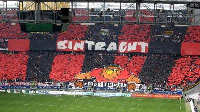 La tifoseria dell'Eintracht