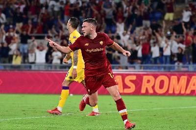 Jordan Veretout in campo all'Olimpico (As Roma via Getty Images)