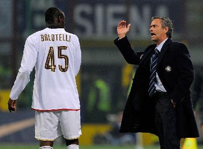 Mario Balotelli e José Mourinho all'Inter, nel 2019 (via Getty Images)