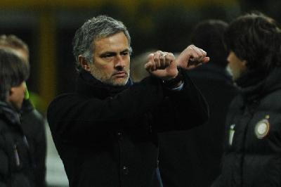 José Mourinho contro la Sampdoria nel 2010 (Photo by Valerio Pennicino/Getty Images)