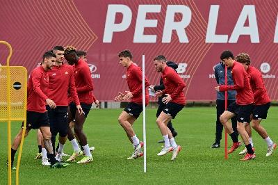 I giallorossi in allenamento a Trigoria (As Roma via Getty Images)