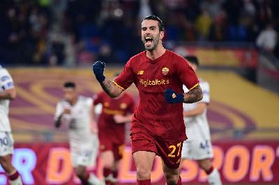 Oliveira esulta dopo la rete segnata al Cagliari (AS Roma via Getty Images)