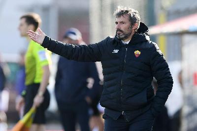 Il tecnico delle giallorosse Spugna (As Roma via Getty Images)
