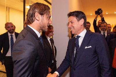 Giuseppe Conte incontra Francesco Totti