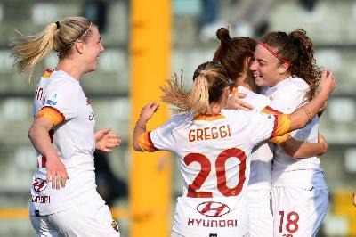 Sassuolo-Roma Femminile 0-3: dominio, numeri da record e un piede in Champions