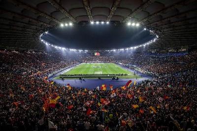 Roma-Feyenoord, l'Olimpico pieno: ha vinto il 