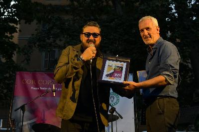 GALLERY - Cor Core Acceso: i Romanisti dell'Anno premiati a Testaccio GALLERY - Cor Core Acceso: i Romanisti dell'Anno premiati a Testaccio